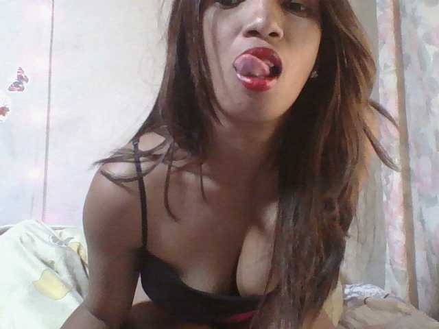 Titih002 live cam on BongaCams