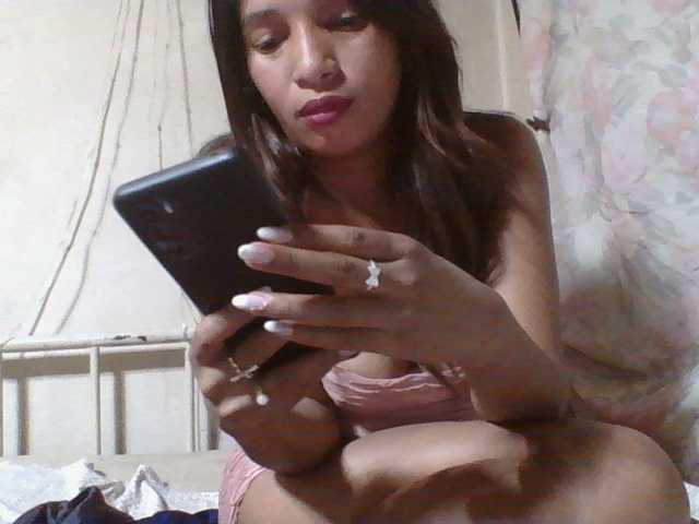 Titih002 live cam on BongaCams