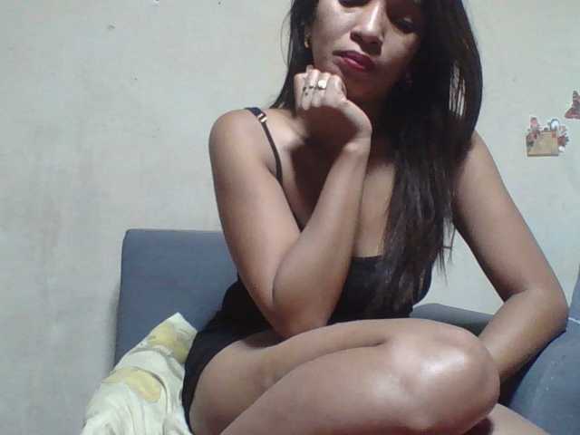Titih002 live cam on BongaCams