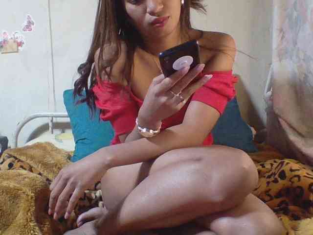 Titih002 Live Webcam on BongaCams