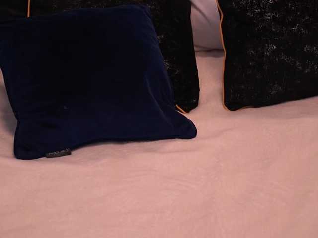 RosaAmour live cam on BongaCams