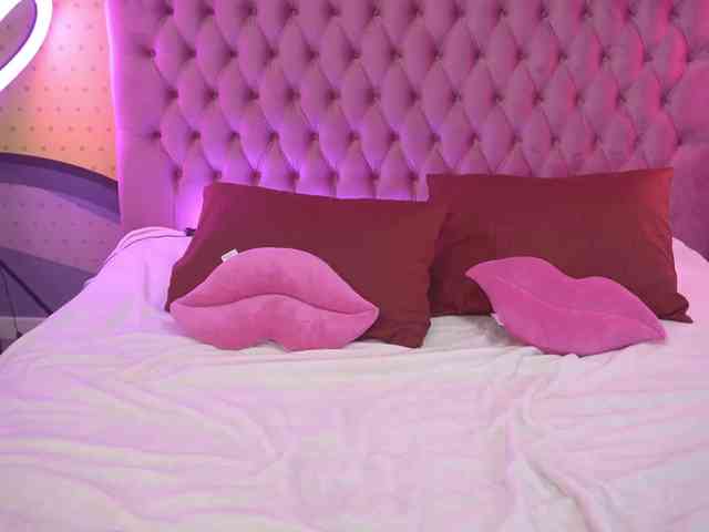RosaAmour webcam