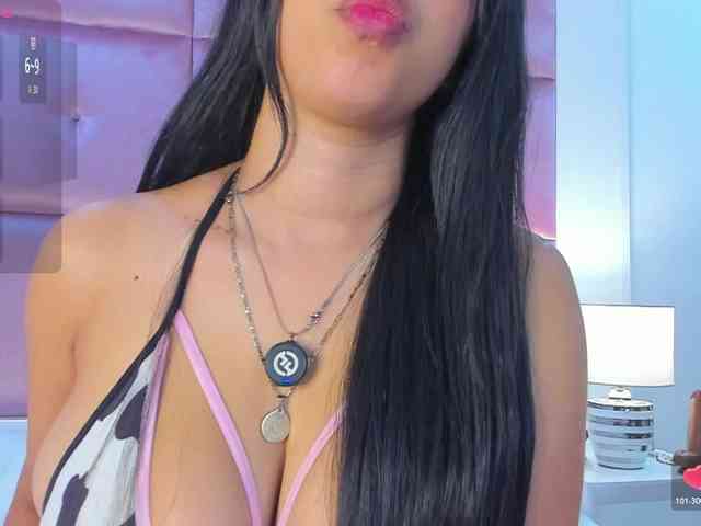 Modelo: ValeryMorghan