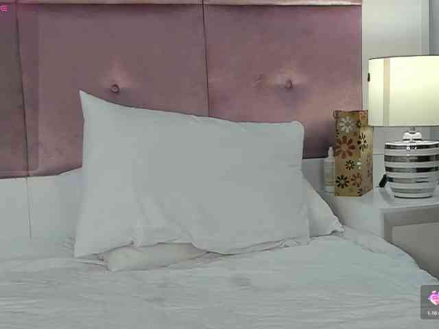 ValeryMorghan webcam