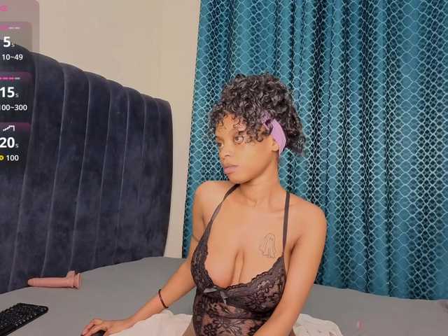 Caramel-Babe live cam on BongaCams