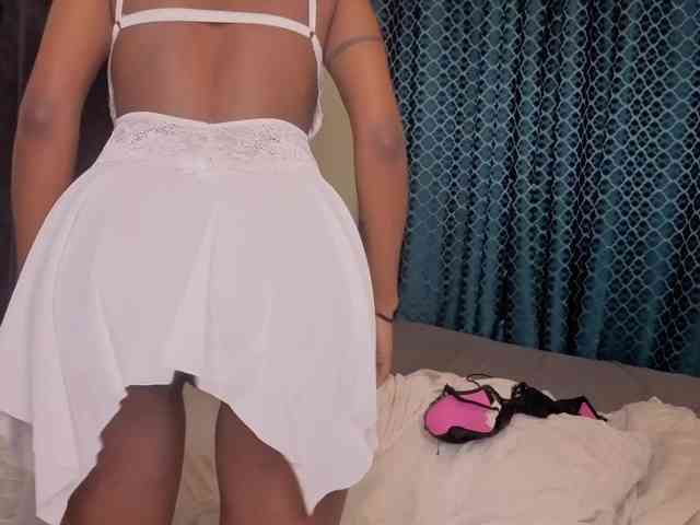 Caramel-Babe webcam