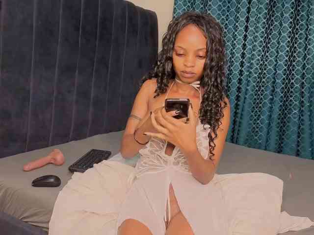 Caramel-Babe webcam
