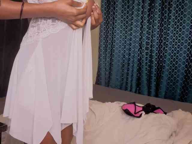 Caramel-Babe webcam