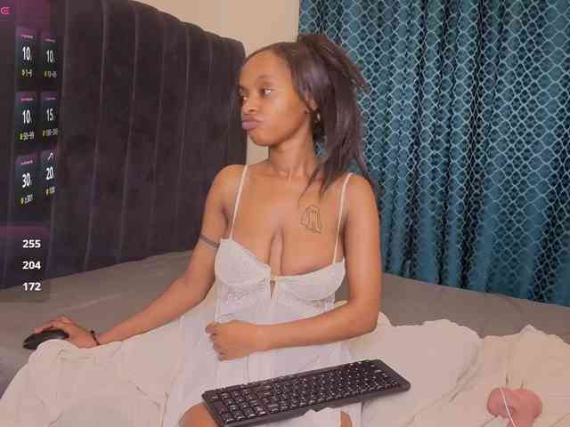 Caramel-Babe webcam