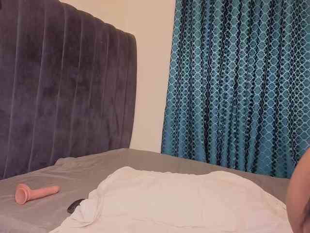 Caramel-Babe webcam