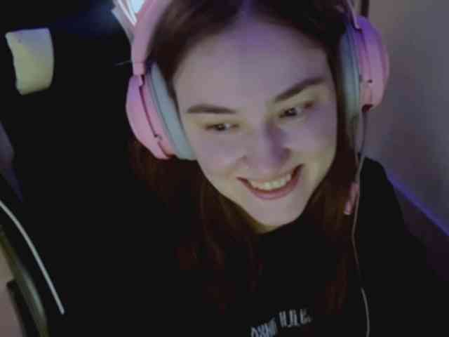 VeronicBlue webcam