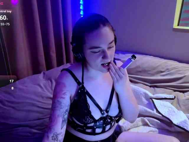 VeronicBlue webcam