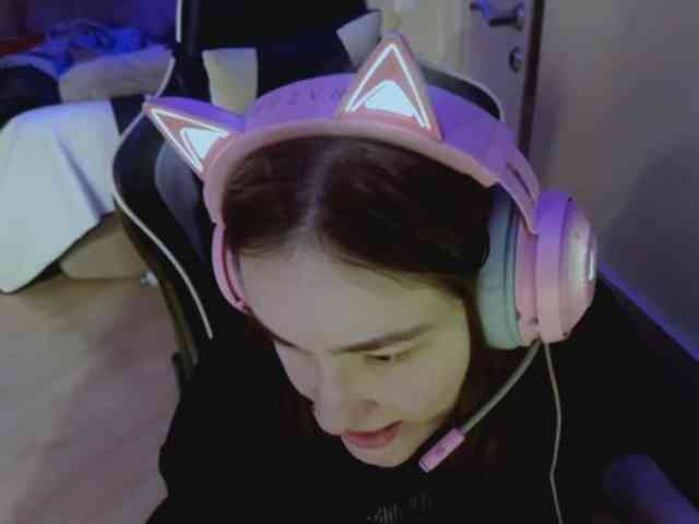 VeronicBlue webcam