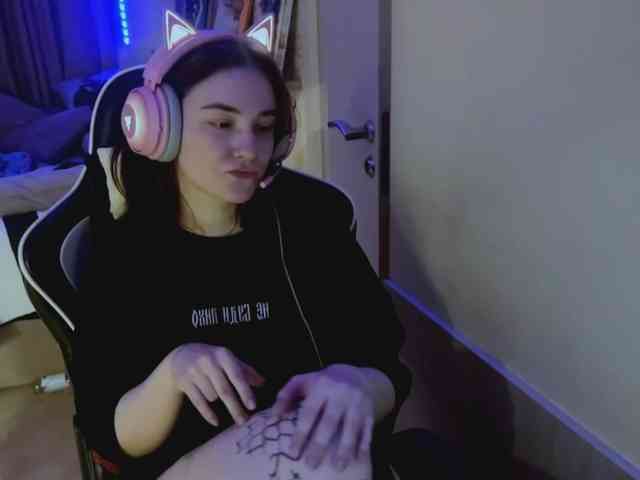 VeronicBlue webcam