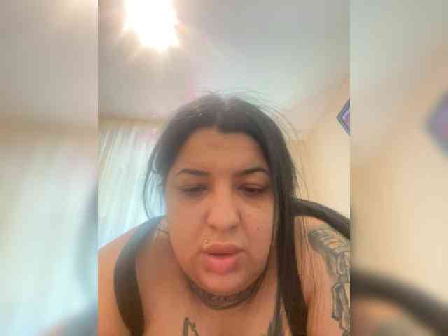DydyAndreea webcam