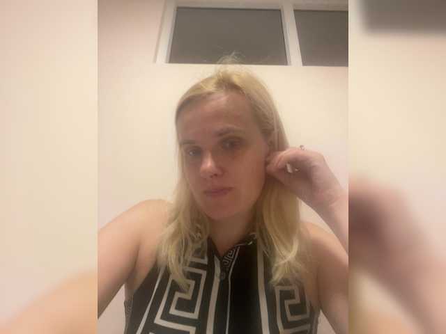 Kykla06543 live cam on BongaCams
