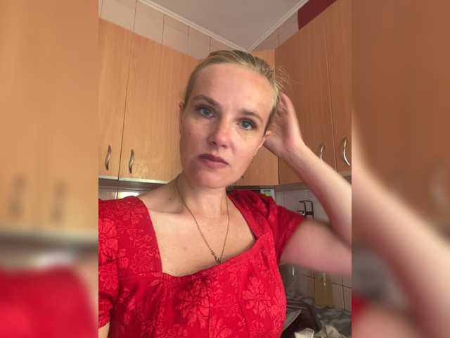 Kykla06543 live cam on BongaCams