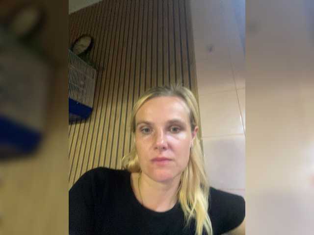 Kykla06543 live cam on BongaCams