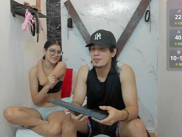 le modèle sweetauracouple est en webcam porno dans un show sur le site bongacams, il possède les tags suivants: Latino/Hispanic,Brunette,Shaved