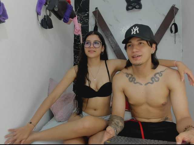 sweetauracouple live cam on BongaCams