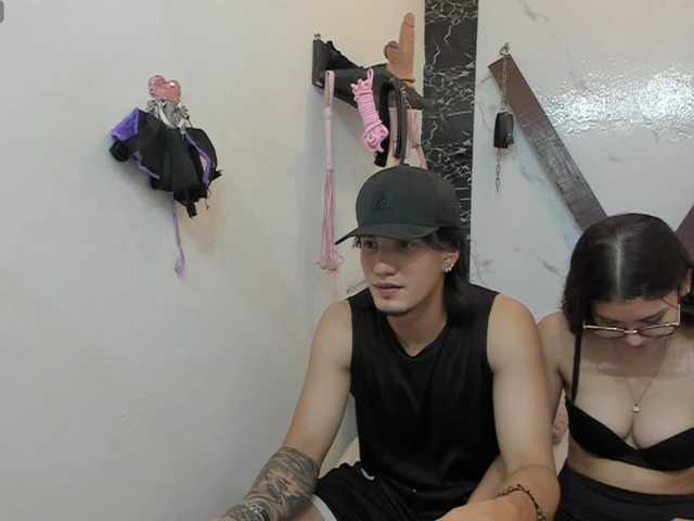 sweetauracouple live cam on BongaCams