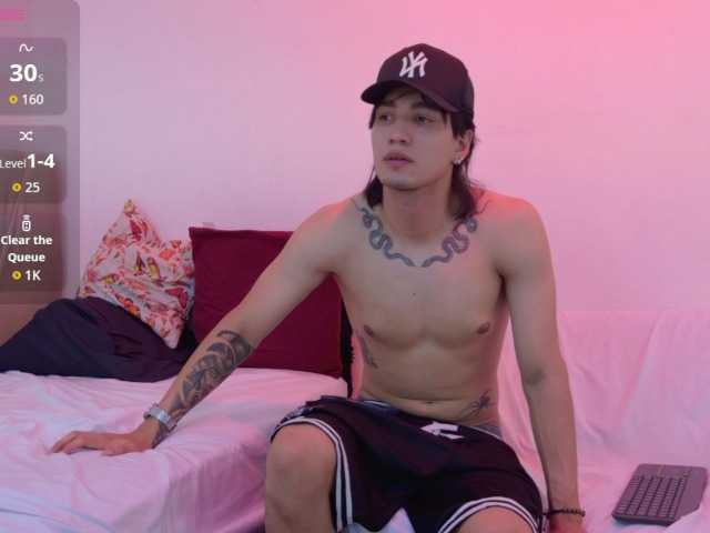 sweetauracouple live cam on BongaCams