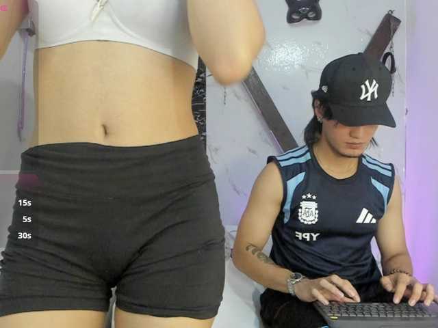 sweetauracouple live cam on BongaCams