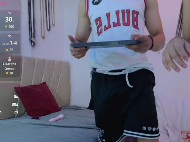 sweetauracouple live cam on BongaCams