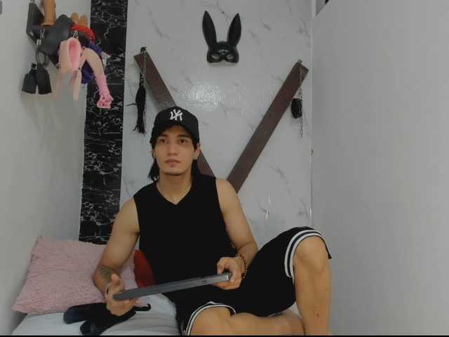 sweetauracouple live cam on BongaCams