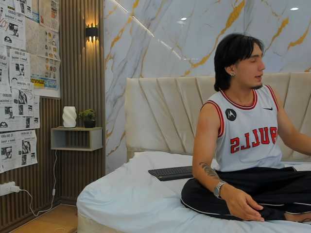 sweetauracouple live cam on BongaCams