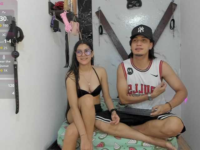 sweetauracouple live cam on BongaCams
