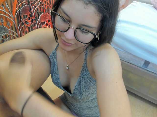 sweetauracouple live cam on BongaCams