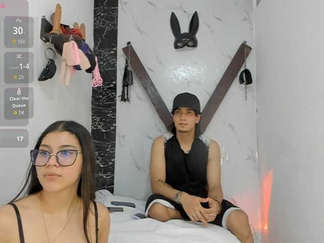 sweetauracouple live cam on BongaCams