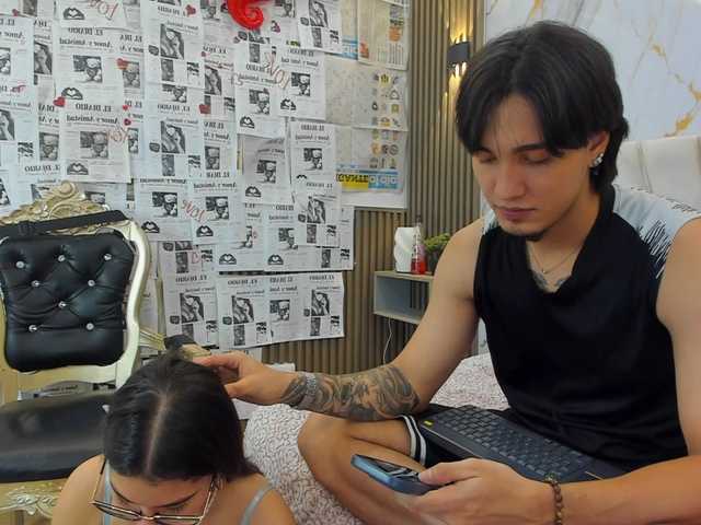 sweetauracouple live cam on BongaCams