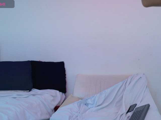 sweetauracouple live cam on BongaCams