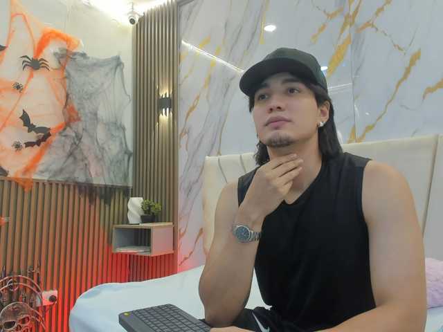 sweetauracouple live cam on BongaCams