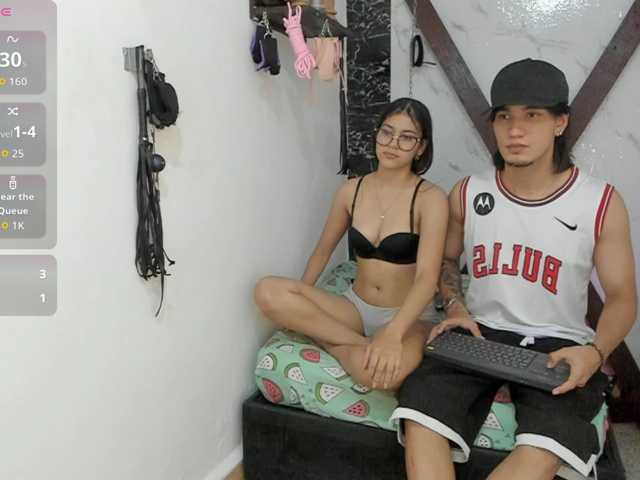 sweetauracouple live cam on BongaCams