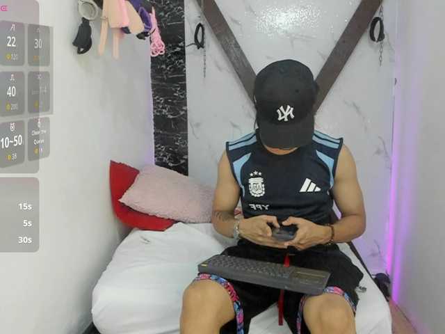 sweetauracouple live webcam show