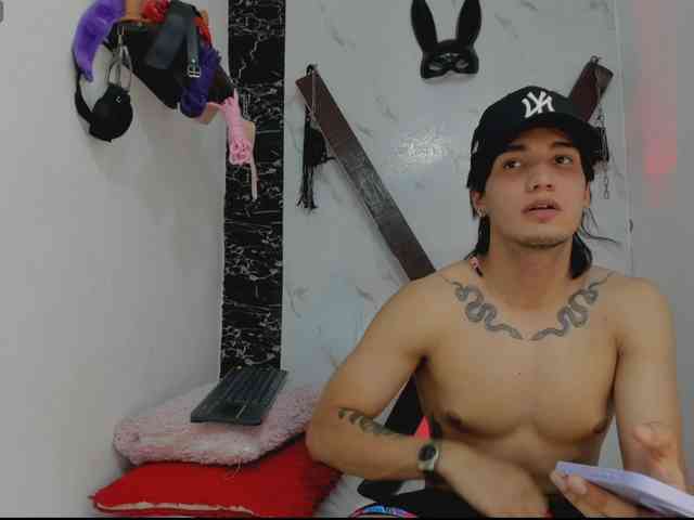 sweetauracouple Sex Cam Show