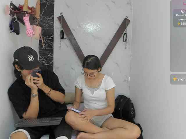 sweetauracouple Live Webcam on BongaCams