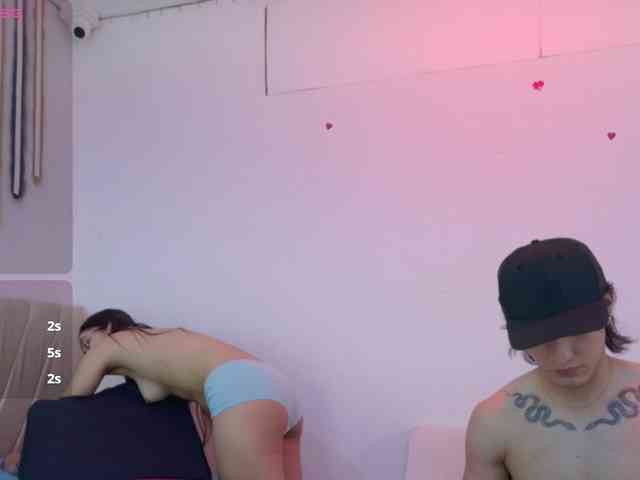 sweetauracouple webcam
