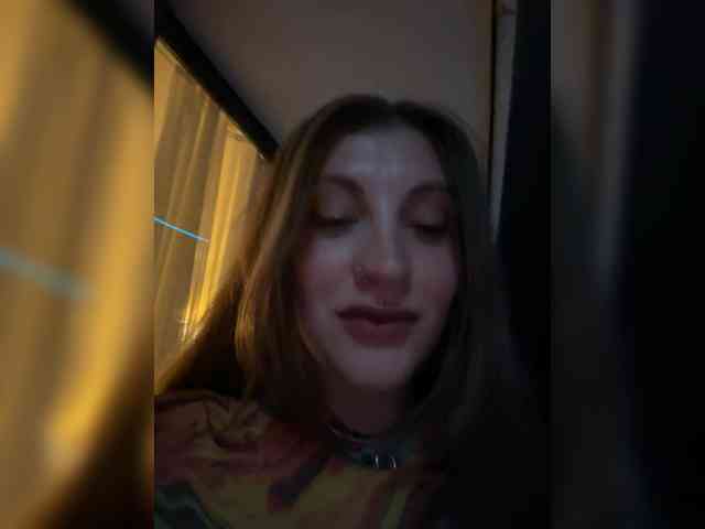 LilllitRR webcam