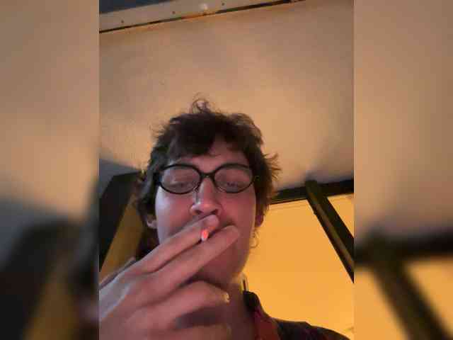 LilllitRR webcam