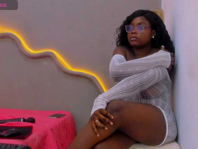 amiina-18