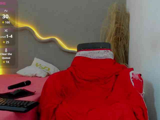 amiina-18 webcam