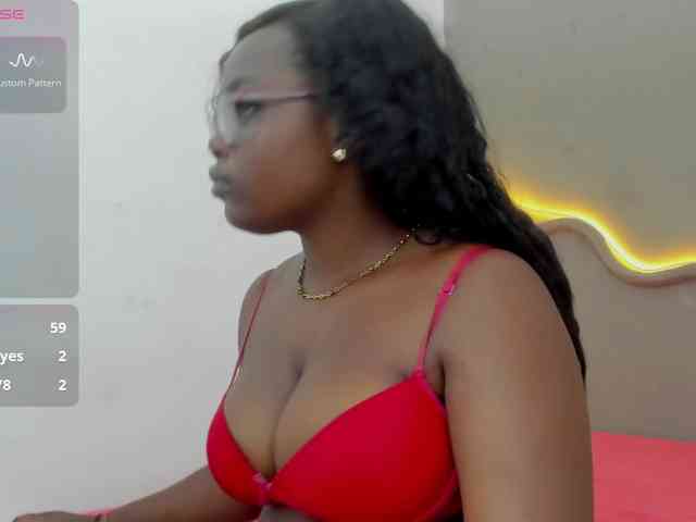amiina-18 webcam