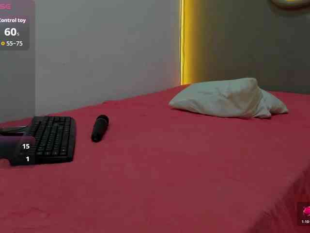 amiina-18 webcam