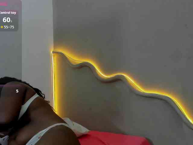 amiina-18 webcam