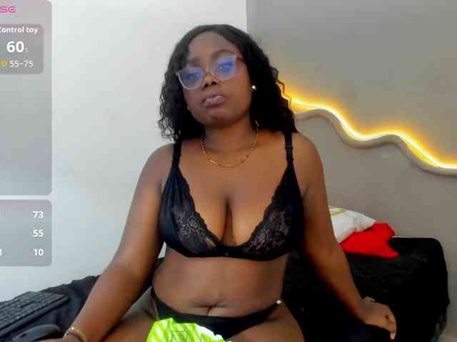 amiina-18