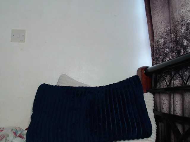whimsicat live cam on BongaCams